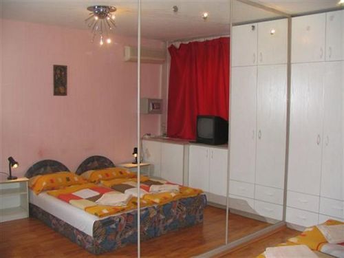 Apartment Leslie